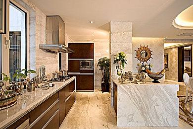 横版平台跳跃游戏《变色龙童绘历险》Steam页面上线 明年发售